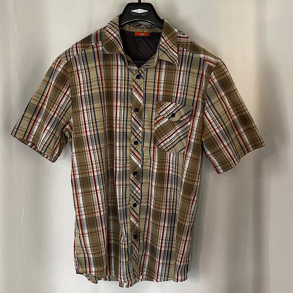 Merrell Large Short Sleeve Button Up Shirt - Picture 2 of 8